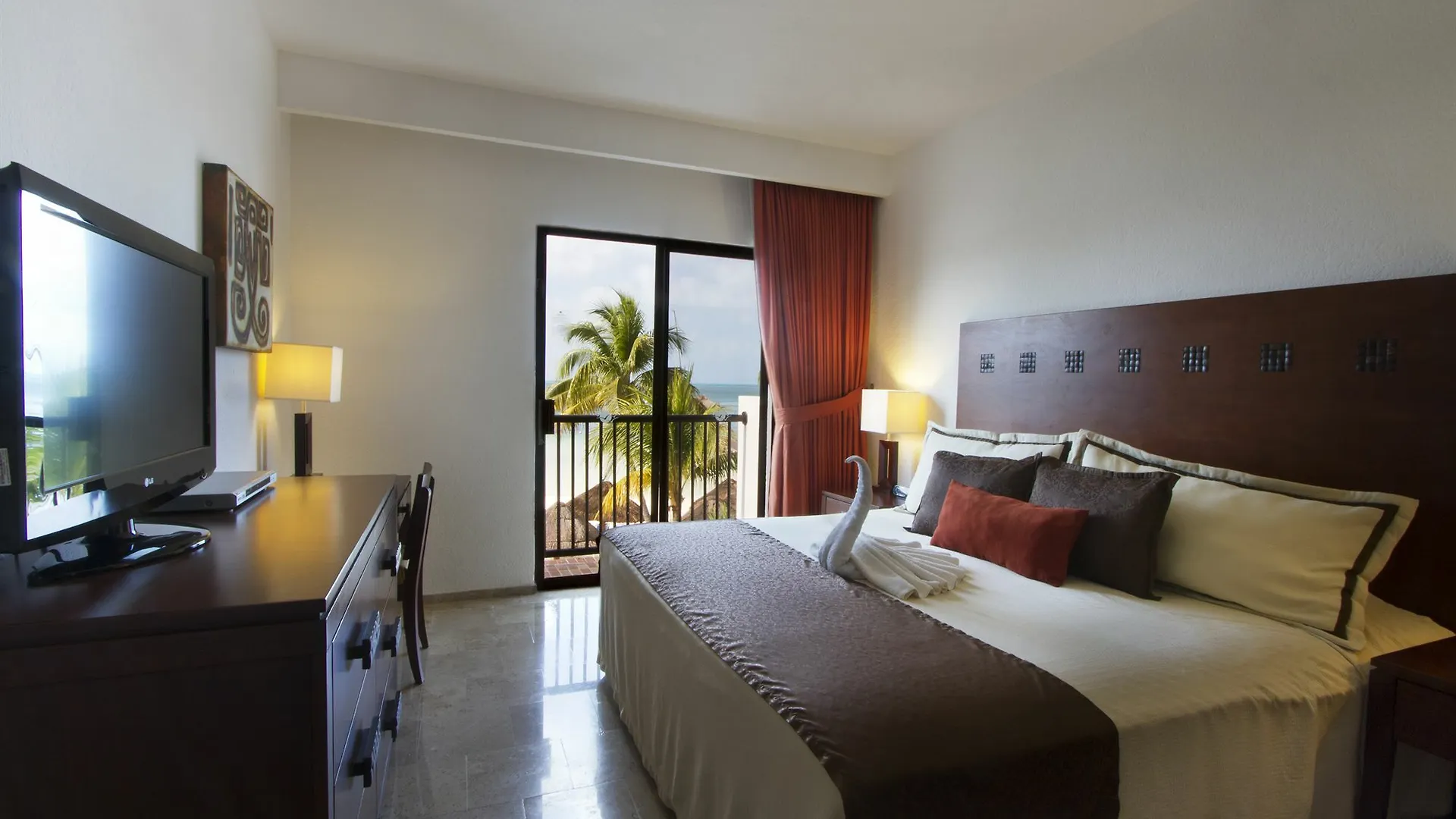 The Royal Cancun All Suites Resort 5*,  Mexico